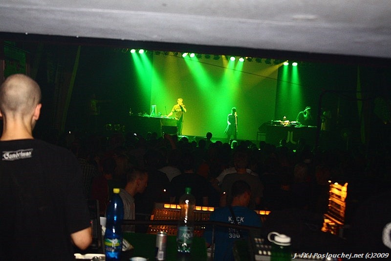 koncert: WWW - KŘEST CD - Úterý 12. 5. 2009